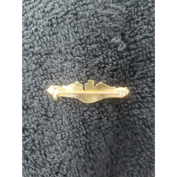 Vintage US Navy Submarine Warfare Insignia Dolphins Pin Gold Tone USN 1960s Tie - Picture 8 of 13